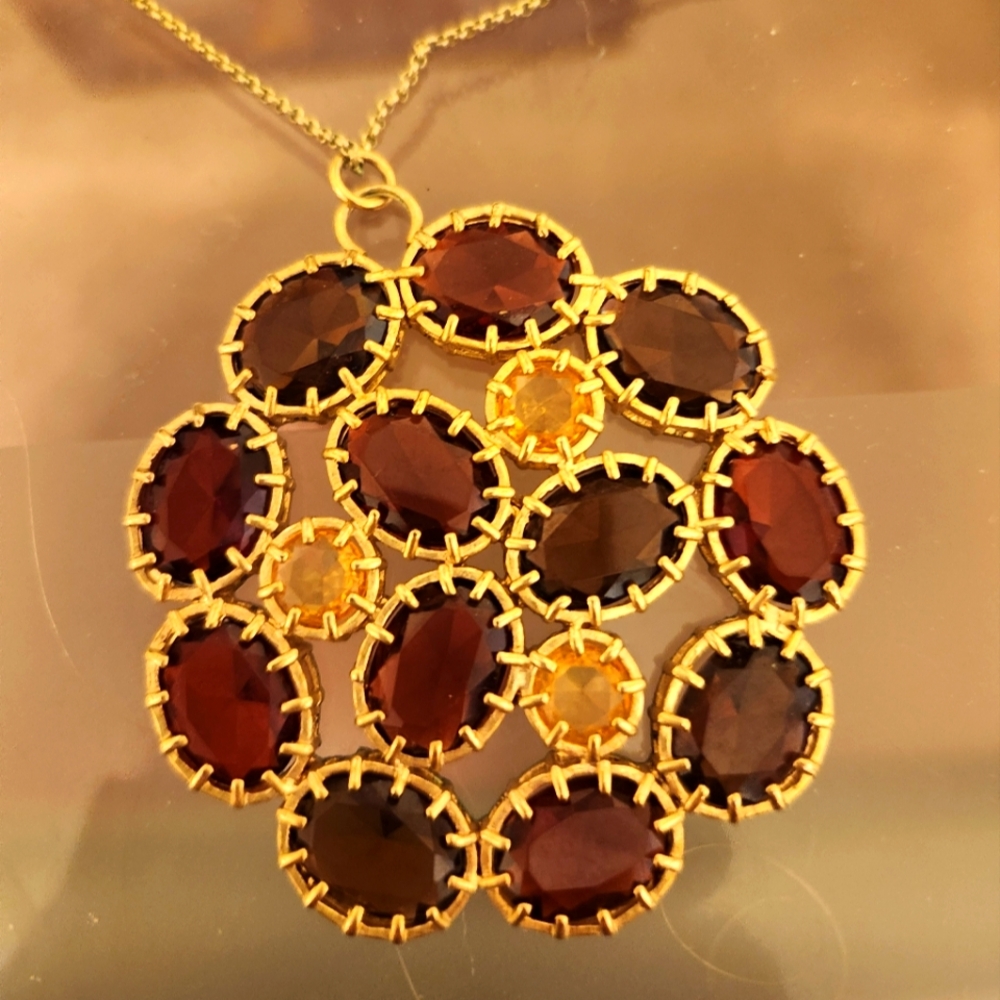 Lee Angel Necklace LIKE New